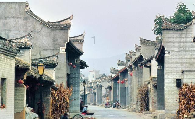 根本顶不住!岛国极品尤物女神三吉彩花写真大赏:白嫩又性感 让人无限遐想